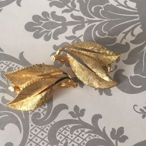 BSK Vintage Collar Clips